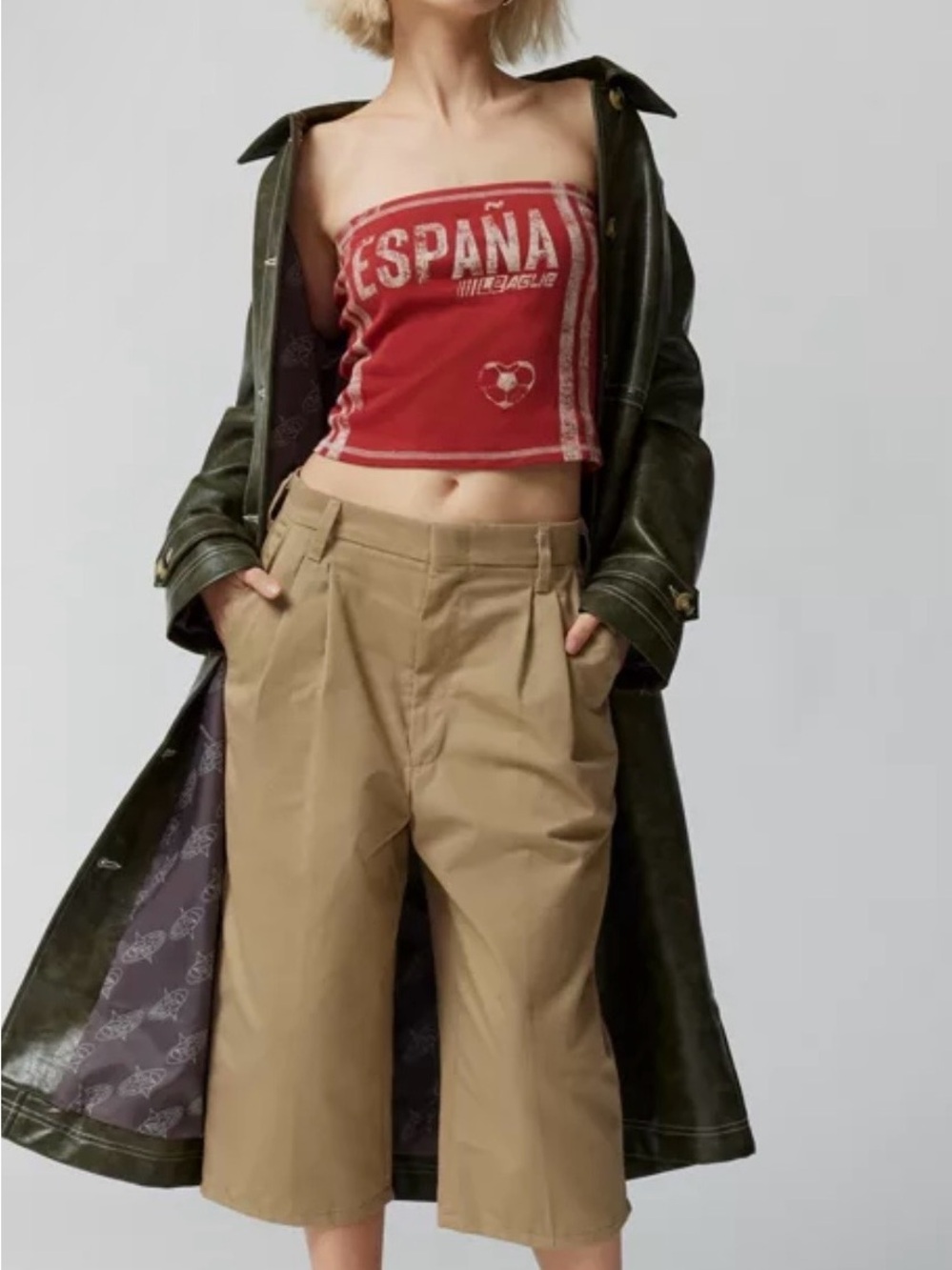 Urban Outfitters Red España Graphic Wash top